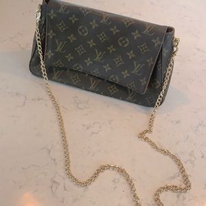 Authentic Louis Vuitton crossbody bag